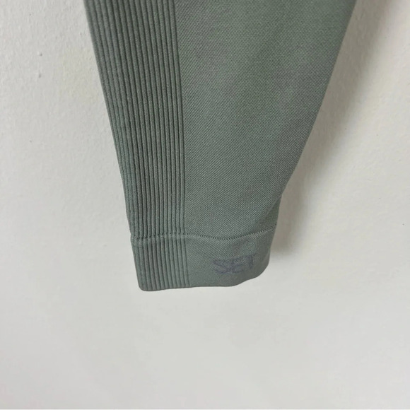 Set Active Sage Green Sculptflex Leggings Size S - Picture 4 of 6
